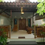 Java Turtle Lodge Meru Betiri